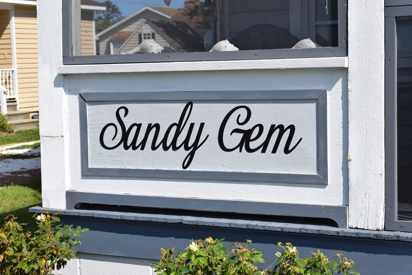 Sandy Gem